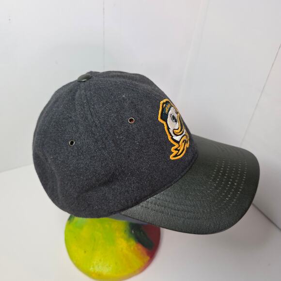 Oregon Ducks Vintage 100%Wool Embroidered Image By ZEPHYR Adjustable Rare Warm - Picture 6 of 13